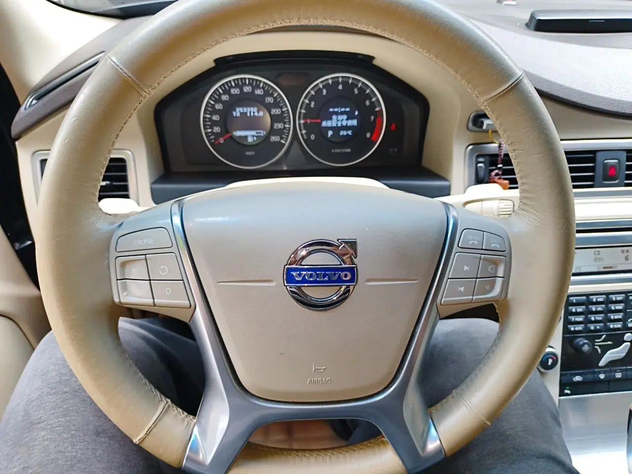 Volvo S80L 2011 2.0T Zhiya Edition — миниатюра 10