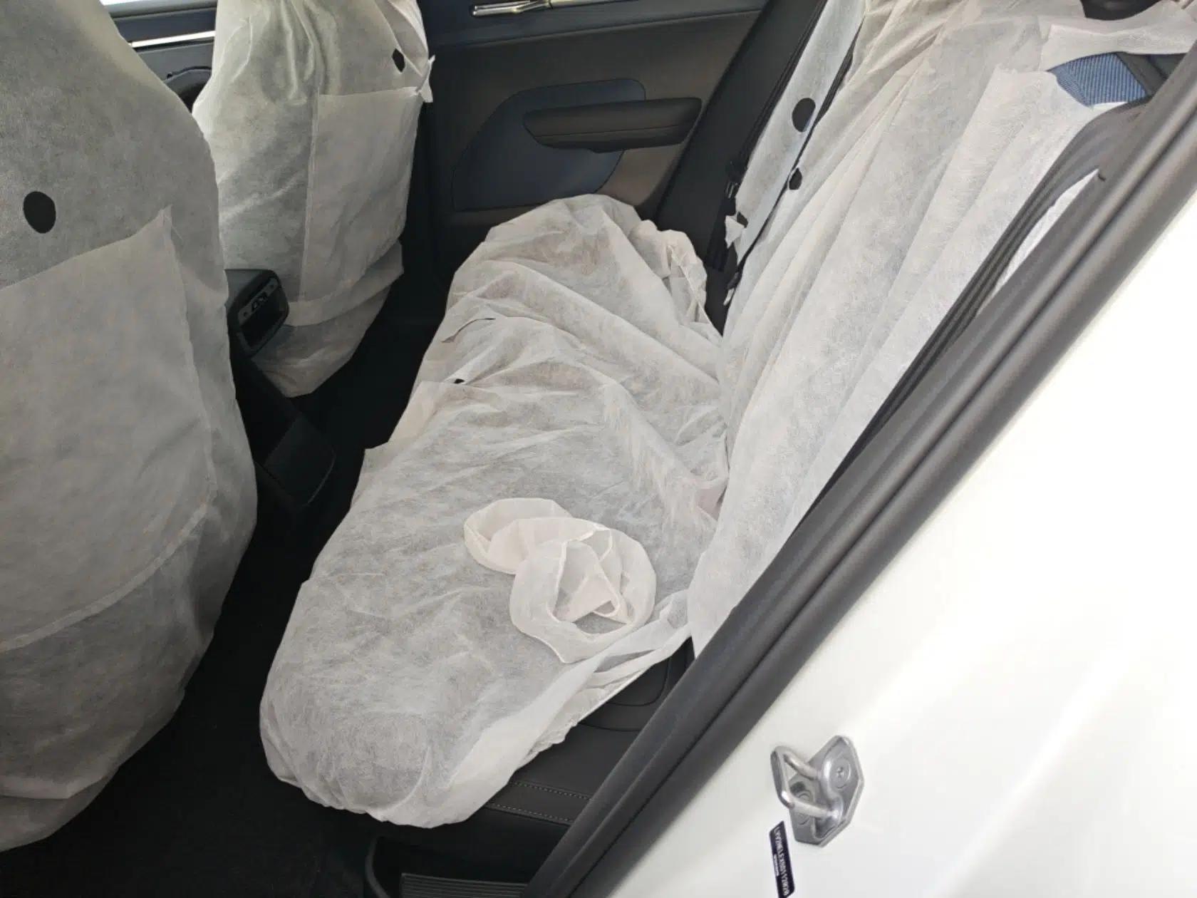 Volvo EX30 2025 Rear-Drive Long-Range Version Ultra — миниатюра 20
