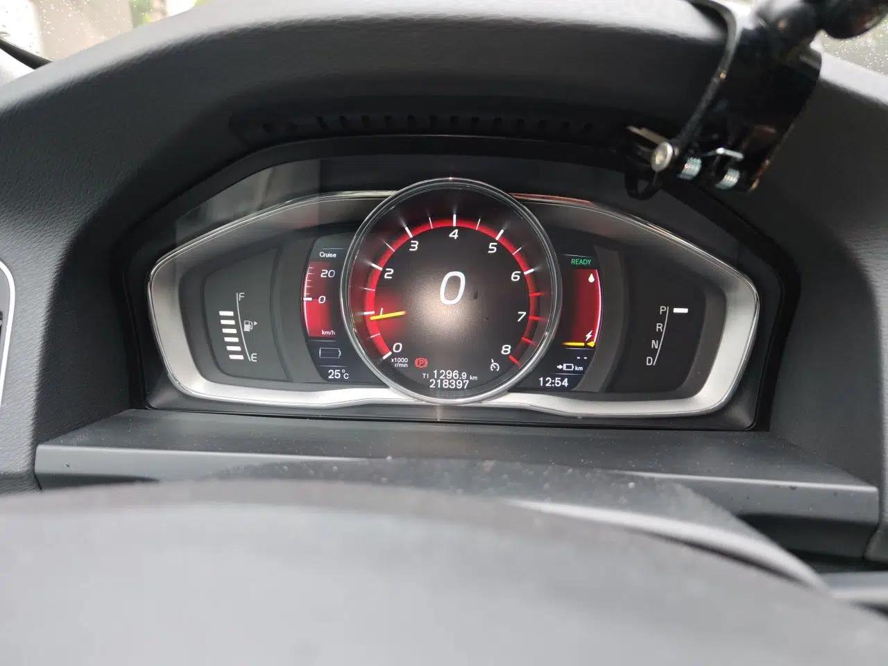 Volvo S60 New Energy 2015 S60L E-Drive Hybrid T6 Smart Drive Edition — миниатюра 11