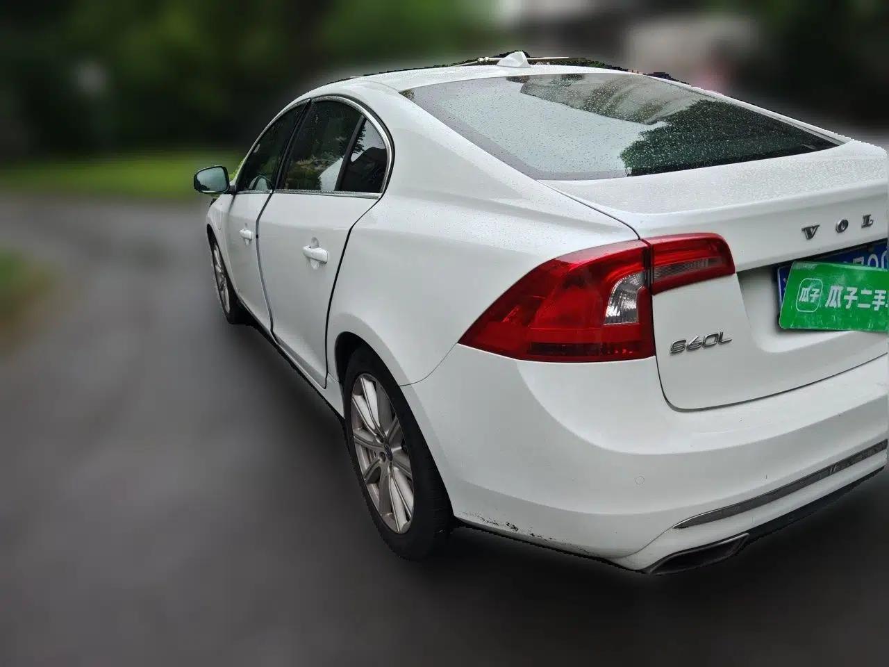 Volvo S60 New Energy 2015 S60L E-Drive Hybrid T6 Smart Drive Edition — миниатюра 4