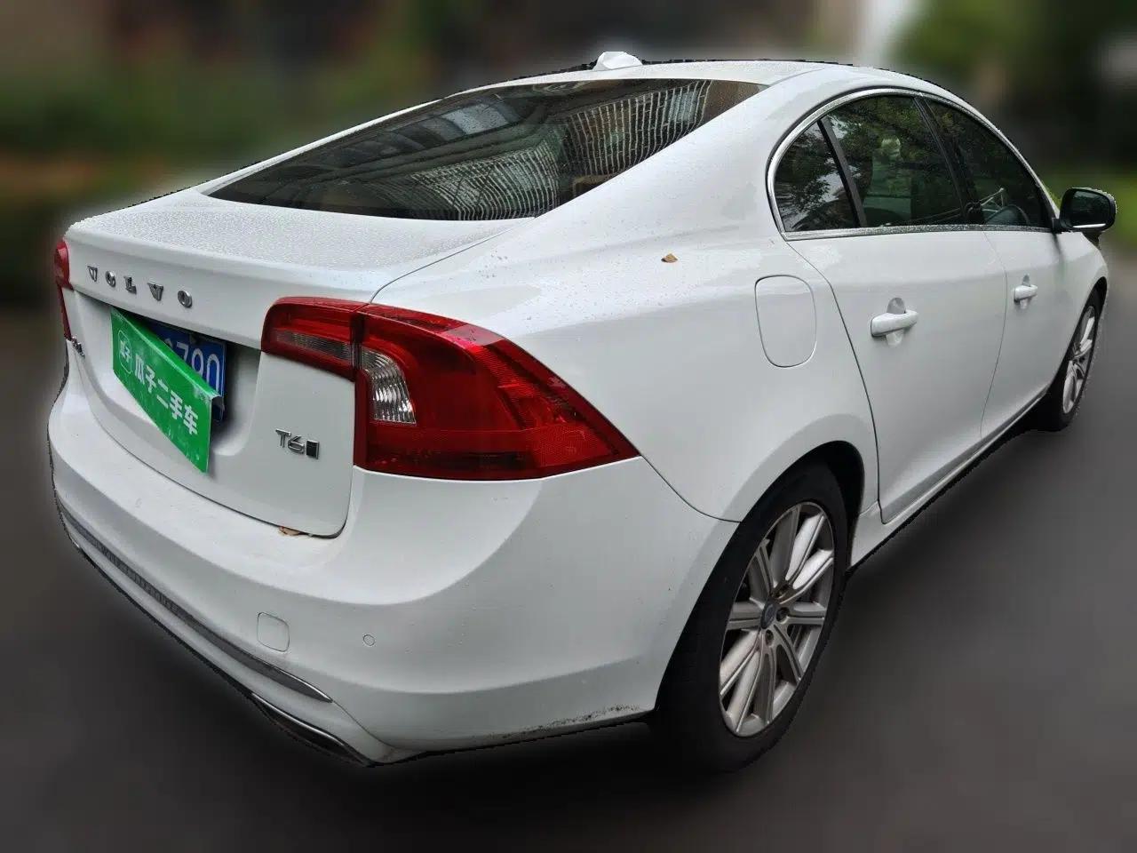 Volvo S60 New Energy 2015 S60L E-Drive Hybrid T6 Smart Drive Edition — миниатюра 6