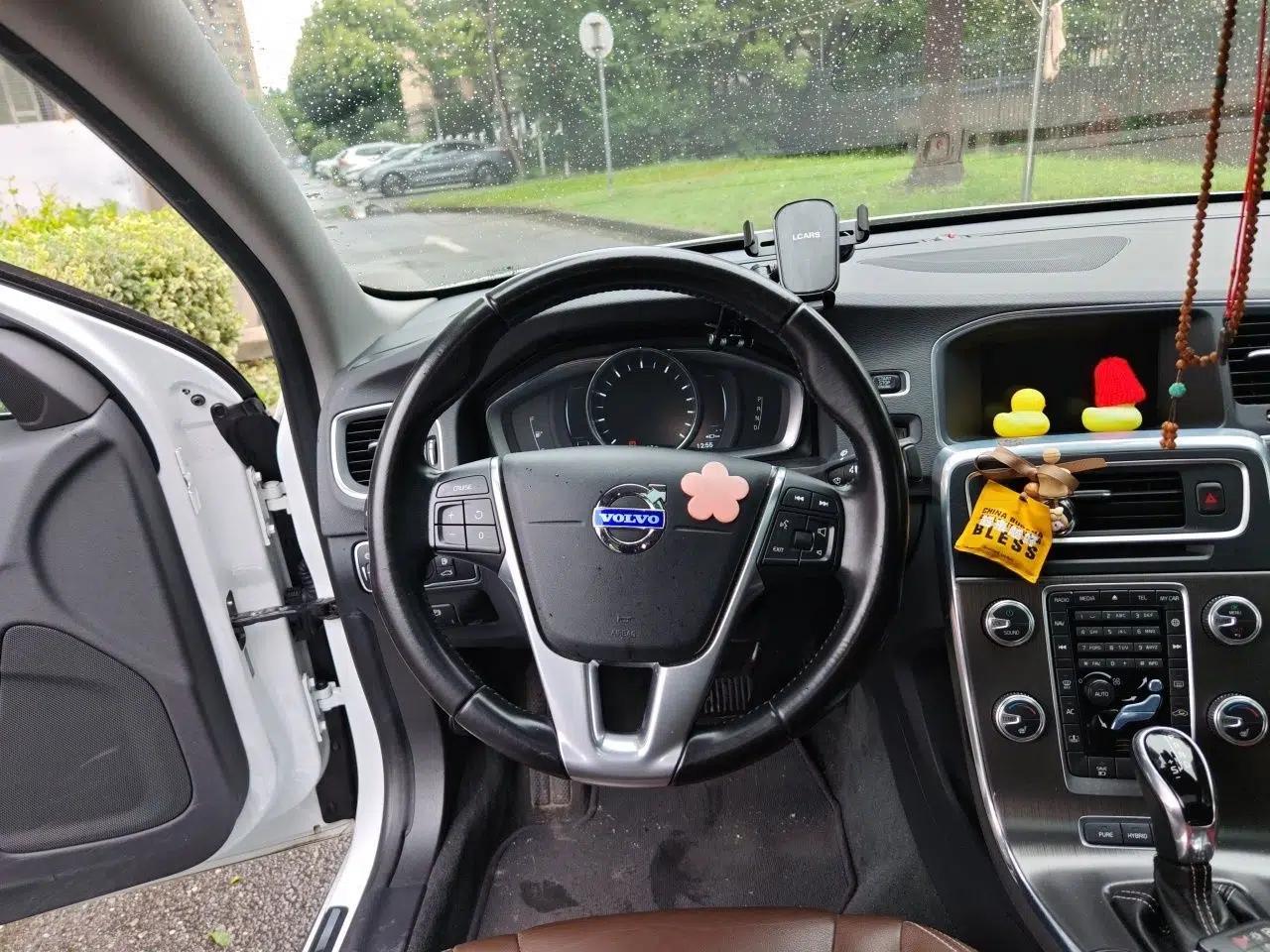 Volvo S60 New Energy 2015 S60L E-Drive Hybrid T6 Smart Drive Edition — миниатюра 10
