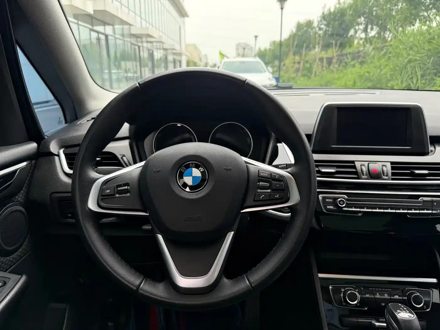 2018 BMW 2 Series Gran Tourer 218i Fashion Edition — миниатюра 17