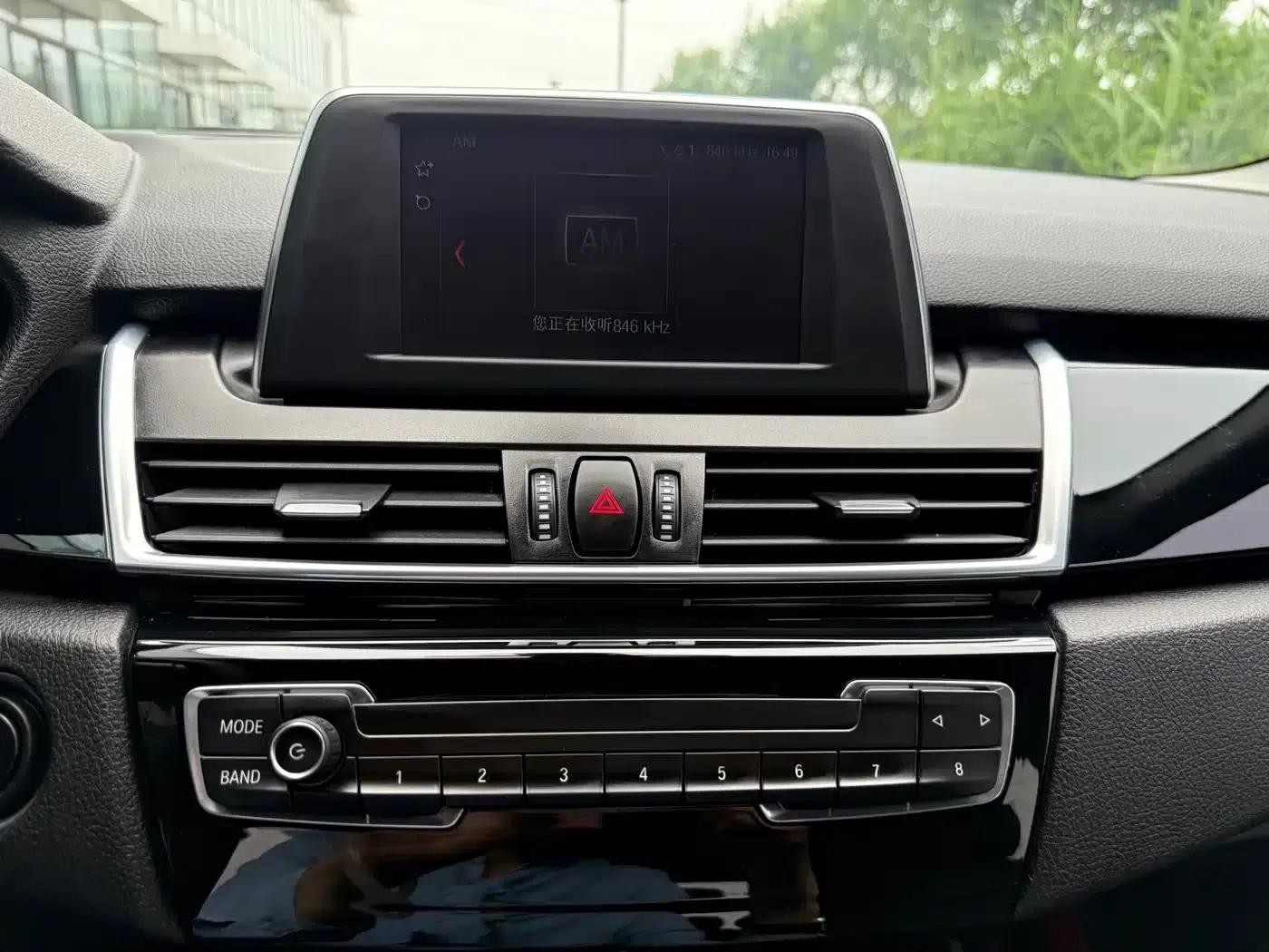 2018 BMW 2 Series Gran Tourer 218i Fashion Edition — миниатюра 7