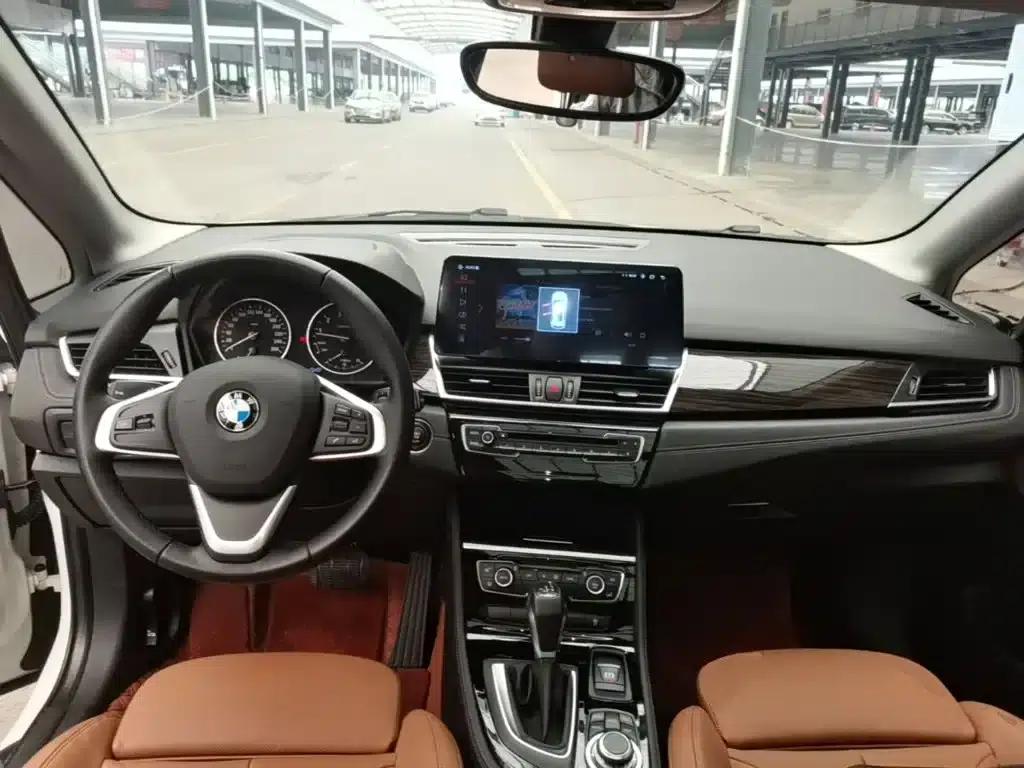 2014 BMW 2 Series Gran Tourer 220i Luxury Design Package (Imported) — миниатюра 10