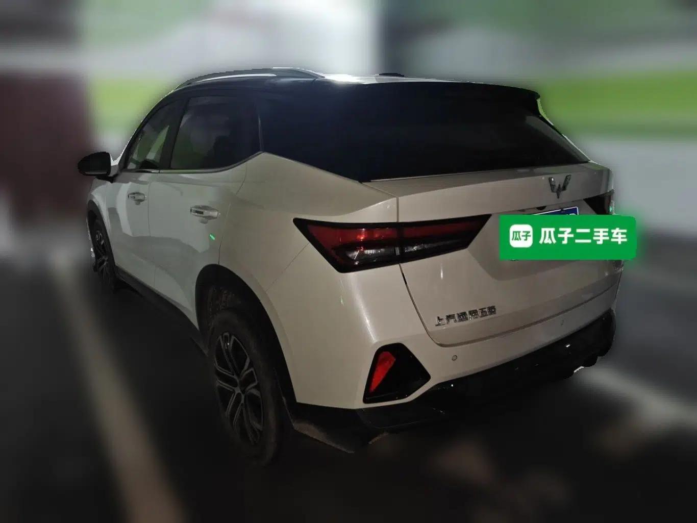 Wuling Alvez 2022 1.5T CVT Trendy & Cool Edition — миниатюра 4