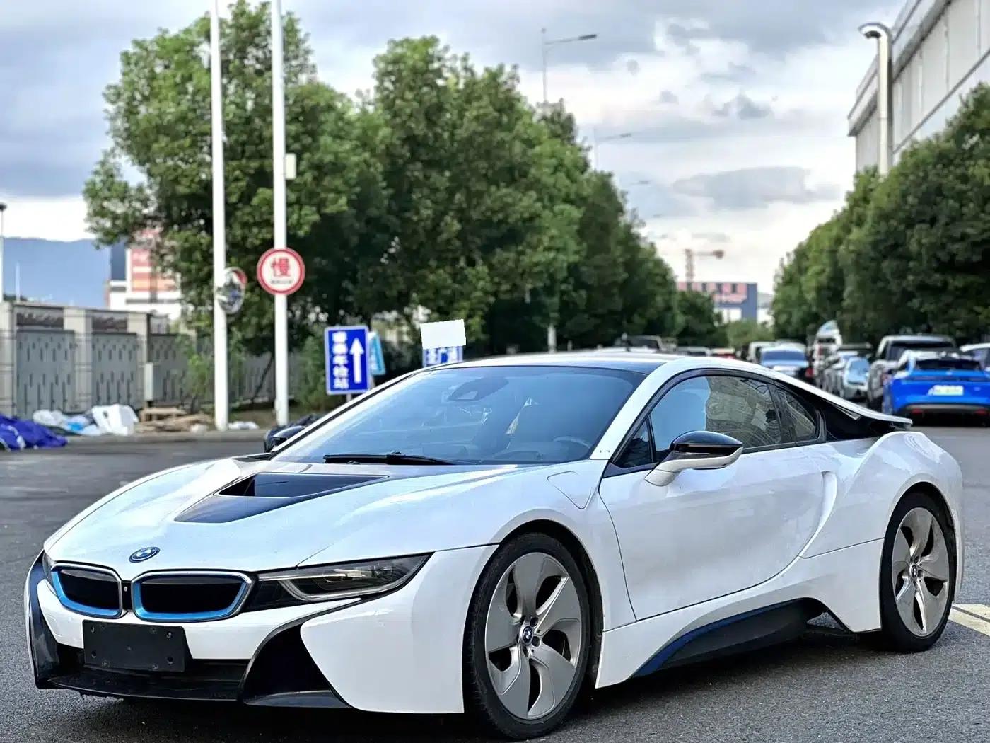 BMW i8 2014 Standard Edition — миниатюра 1