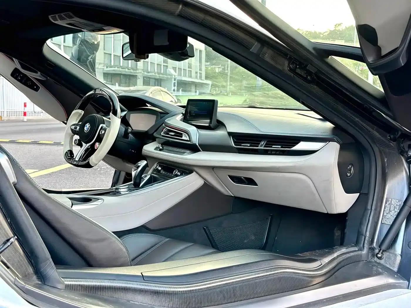 BMW i8 2014 Standard Edition — миниатюра 3