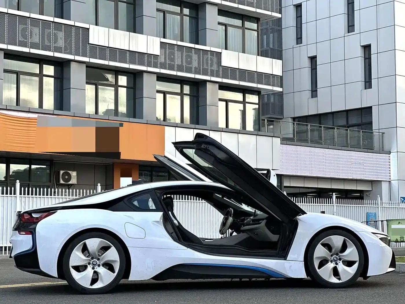 BMW i8 2014 Standard Edition — миниатюра 6