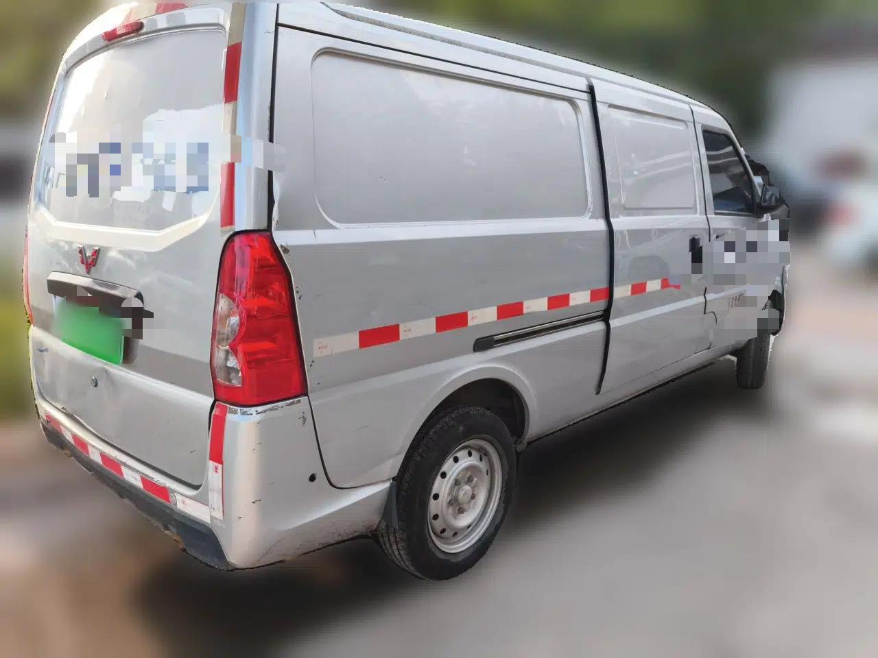 Wuling EV50 Wuling EV50, 41.86 kWh battery, automatic transmission, no sunroof, all-electric — миниатюра 6