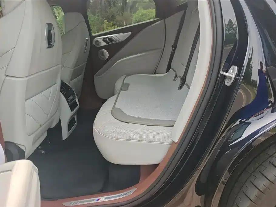 BMW XM 2023 50e — миниатюра 11
