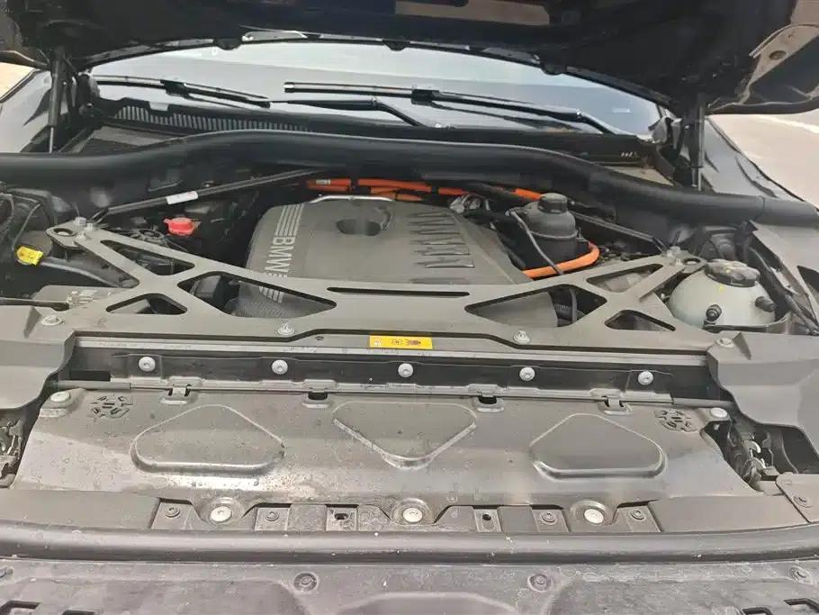 BMW XM 2023 50e — миниатюра 10