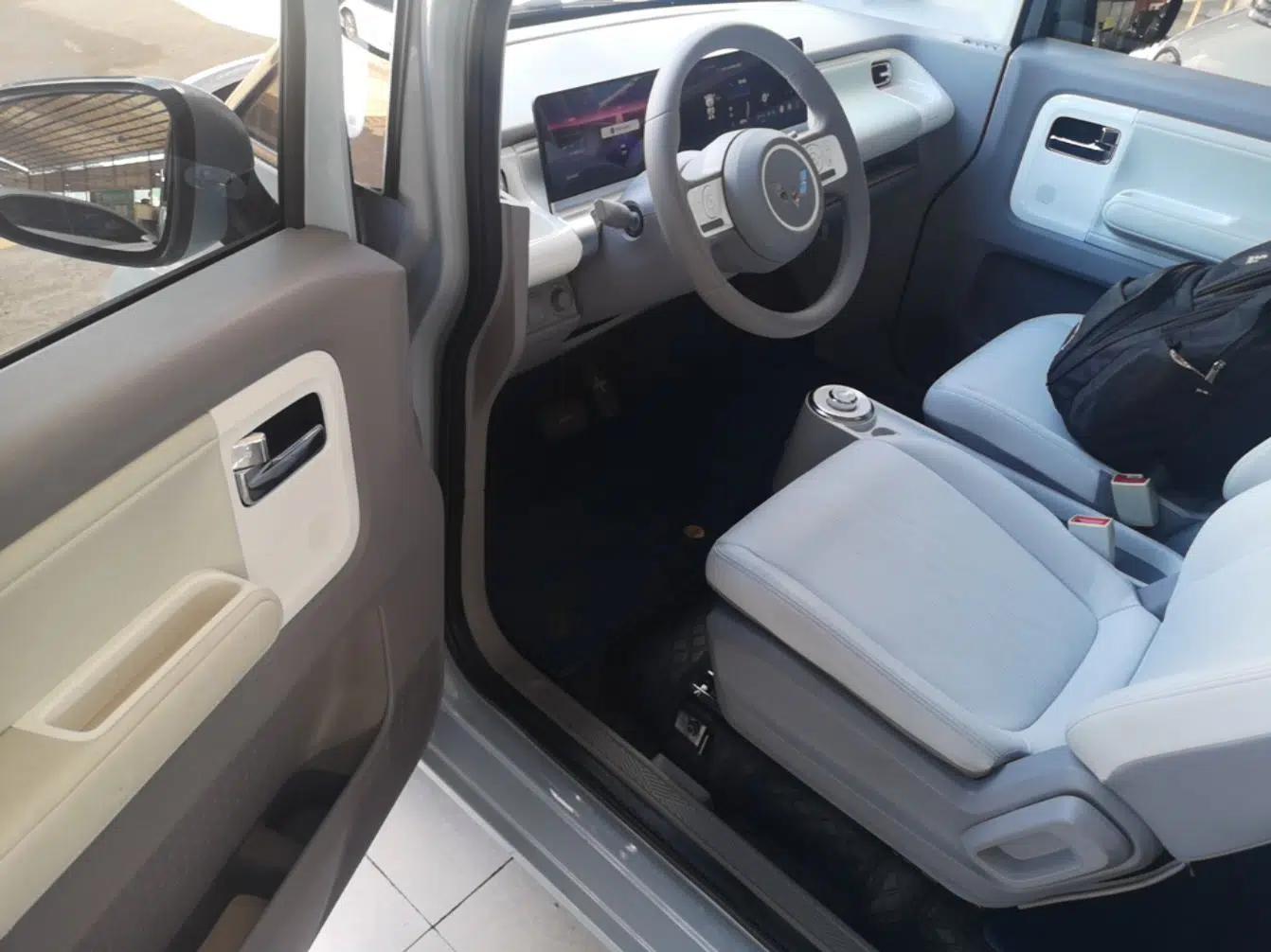 Wuling Air ev 2023 - Four Seats - Advanced Edition — миниатюра 18