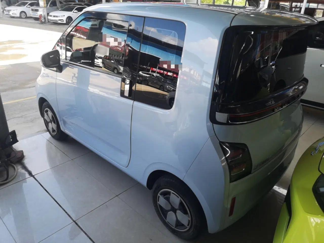 Wuling Air ev 2023 - Four Seats - Advanced Edition — миниатюра 4