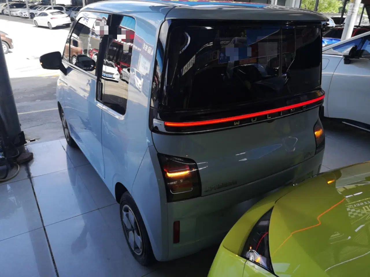 Wuling Air ev 2023 - Four Seats - Advanced Edition — миниатюра 5