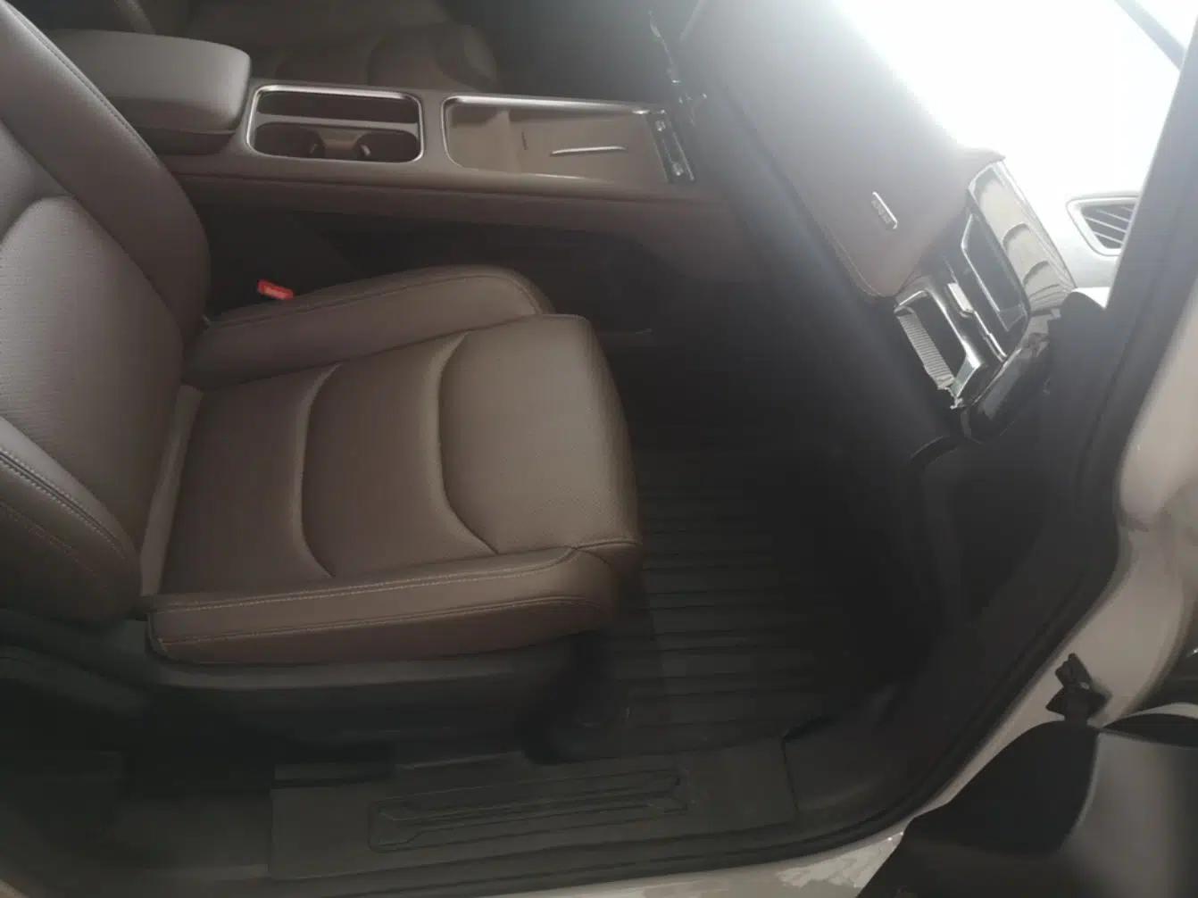 Wuling Starlight 730 2025 Model Plug-in Hybrid 125km Luxury Edition — миниатюра 19