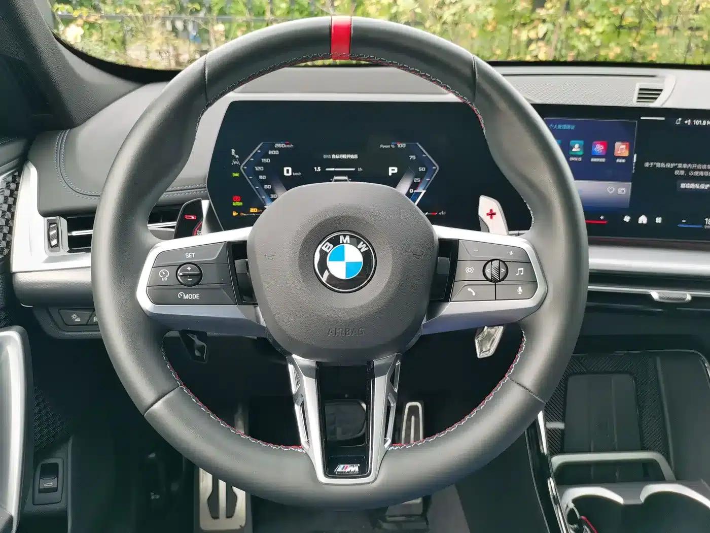 2025 BMW M235L — миниатюра 12
