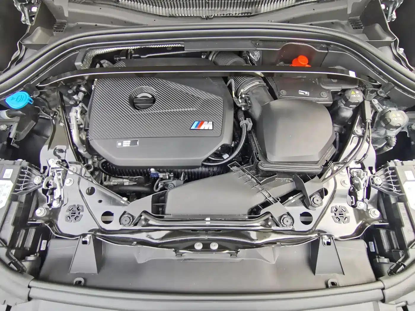 2025 BMW M235L — миниатюра 26