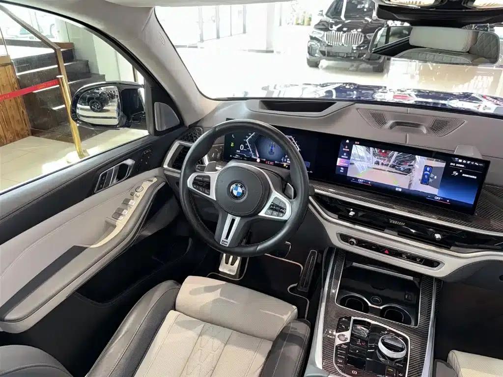 2023 BMW X7 M60i xDrive M60i — миниатюра 9