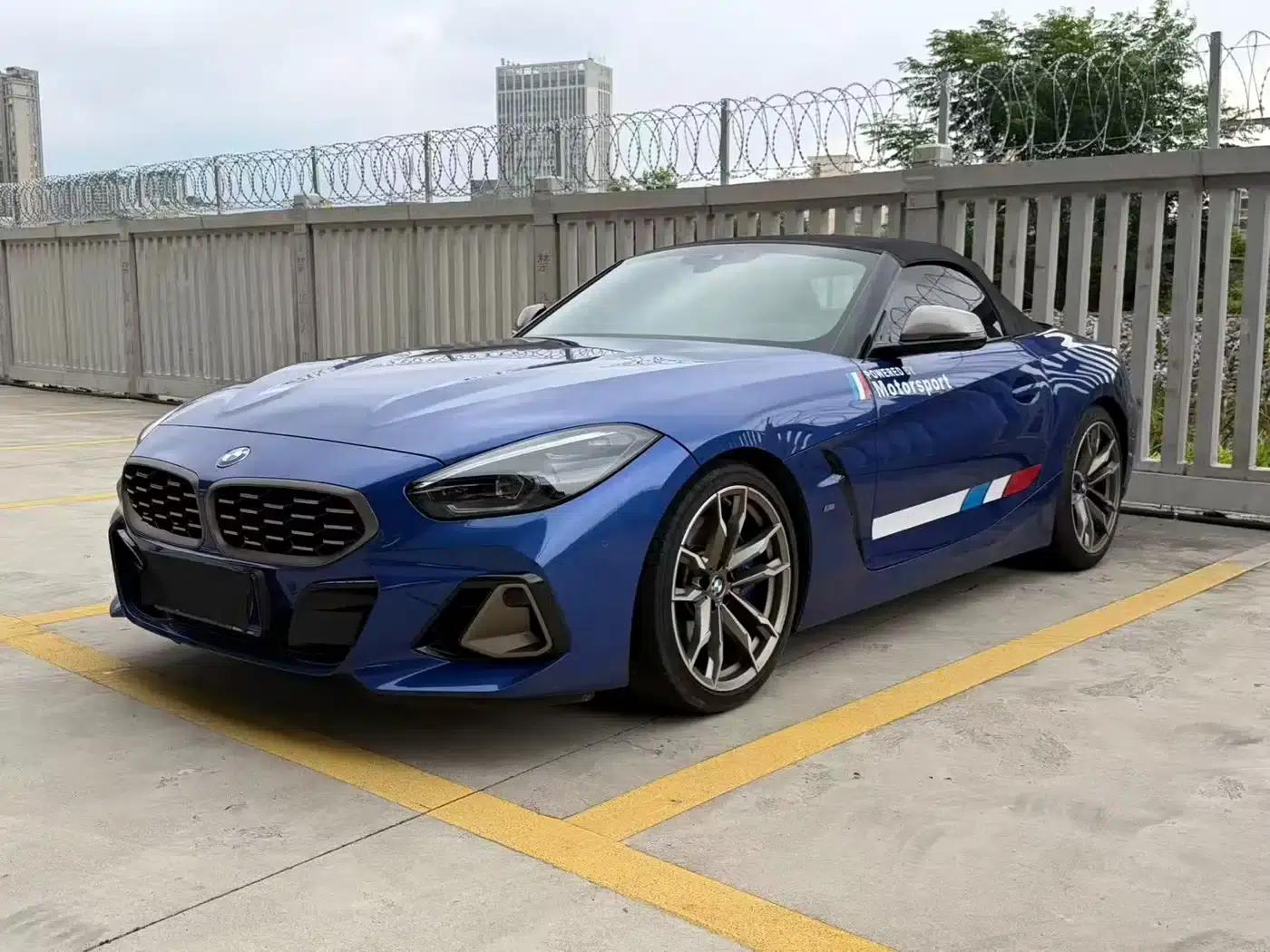 2023 BMW Z4 M40i M Sport Performance Edition — миниатюра 1