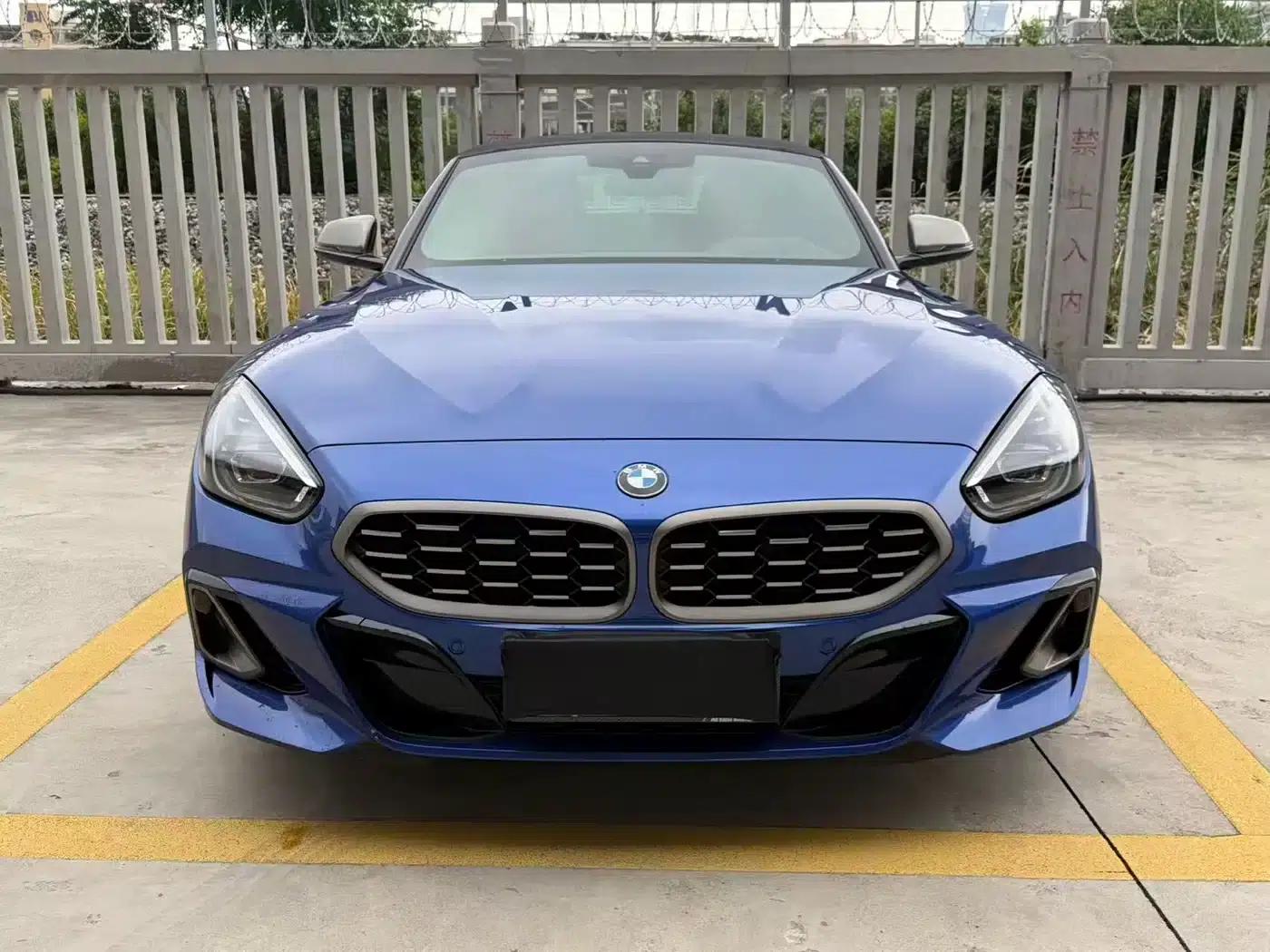 2023 BMW Z4 M40i M Sport Performance Edition — миниатюра 2