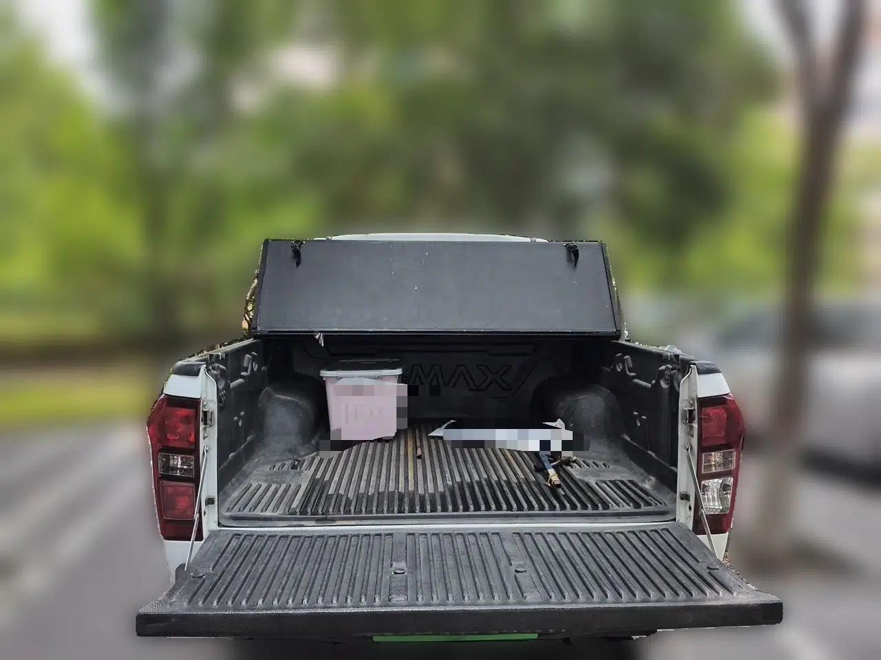 Isuzu D-MAX 2018 3.0T Two-Wheel Drive Automatic Elite Version 4JJ1-TC HI — миниатюра 19