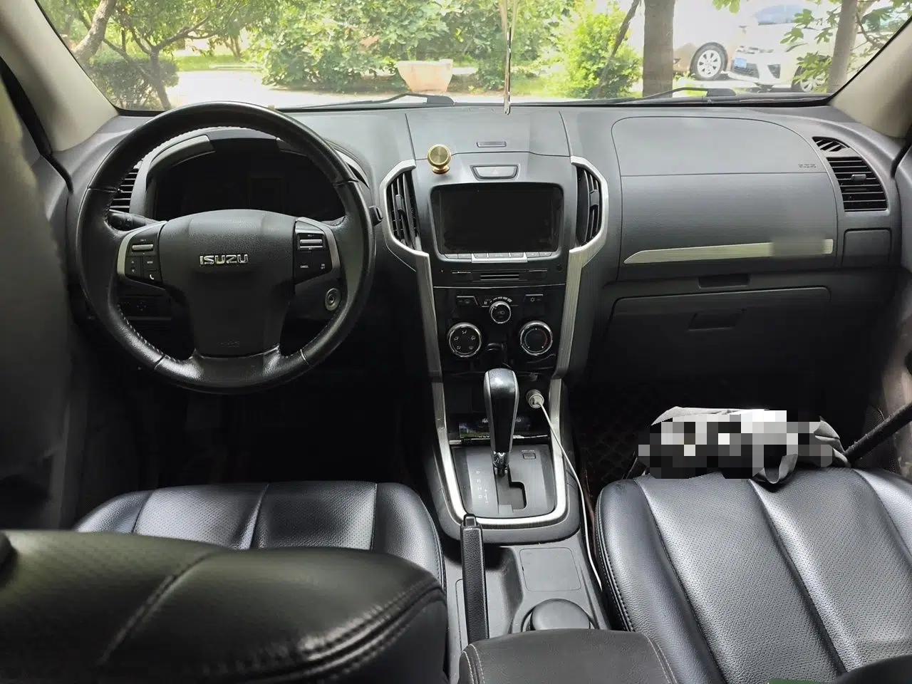 Isuzu D-MAX 2018 3.0T Two-Wheel Drive Automatic Elite Version 4JJ1-TC HI — миниатюра 9