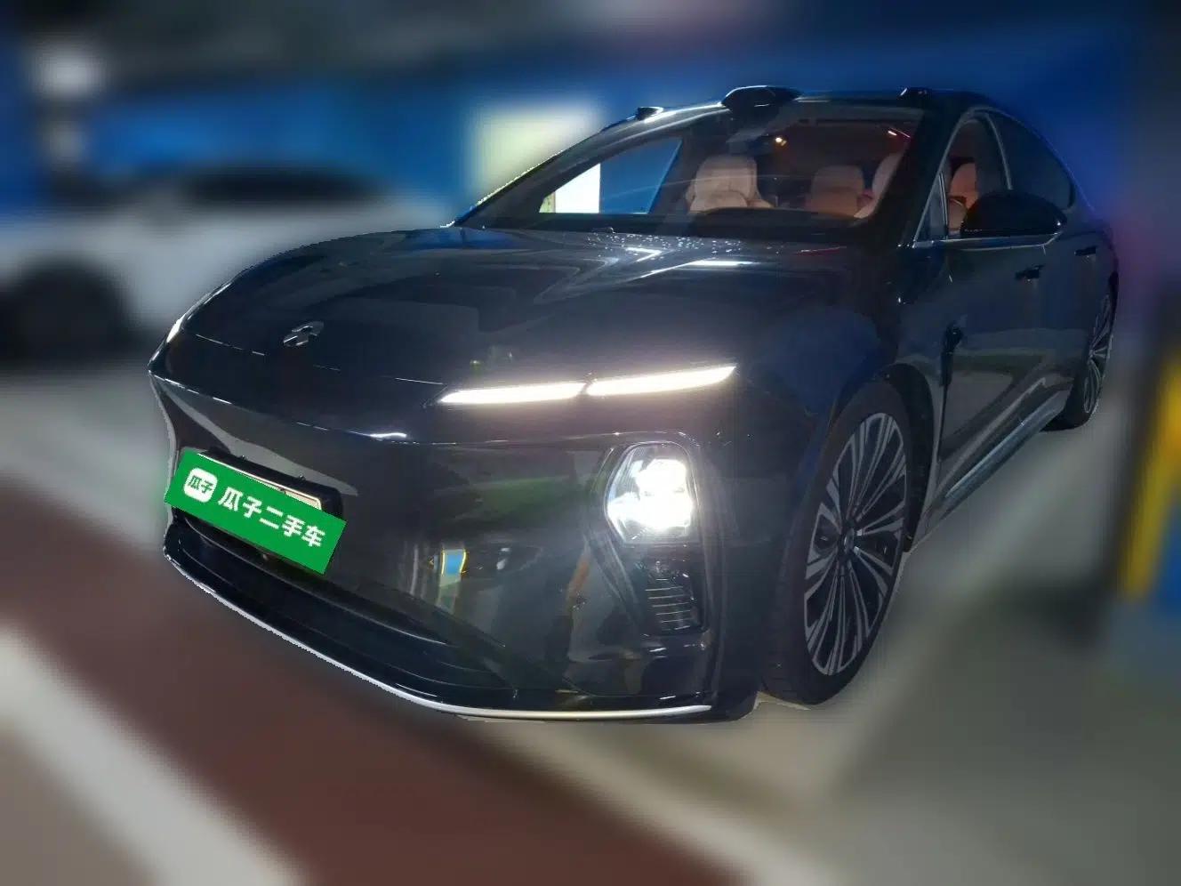 Nio ET9 2025 100kWh Signature Edition — миниатюра 1