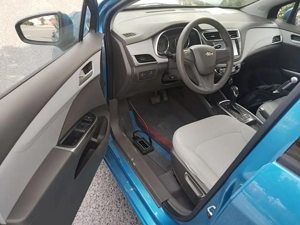 Chevrolet Lova RV 2016 1.5L Automatic Comfort Edition — миниатюра 18