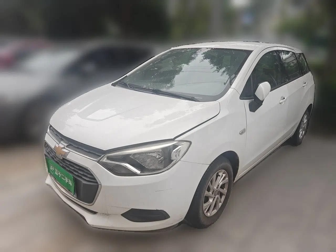Chevrolet Lova RV 2016 1.5L Automatic Comfort Edition — миниатюра 1