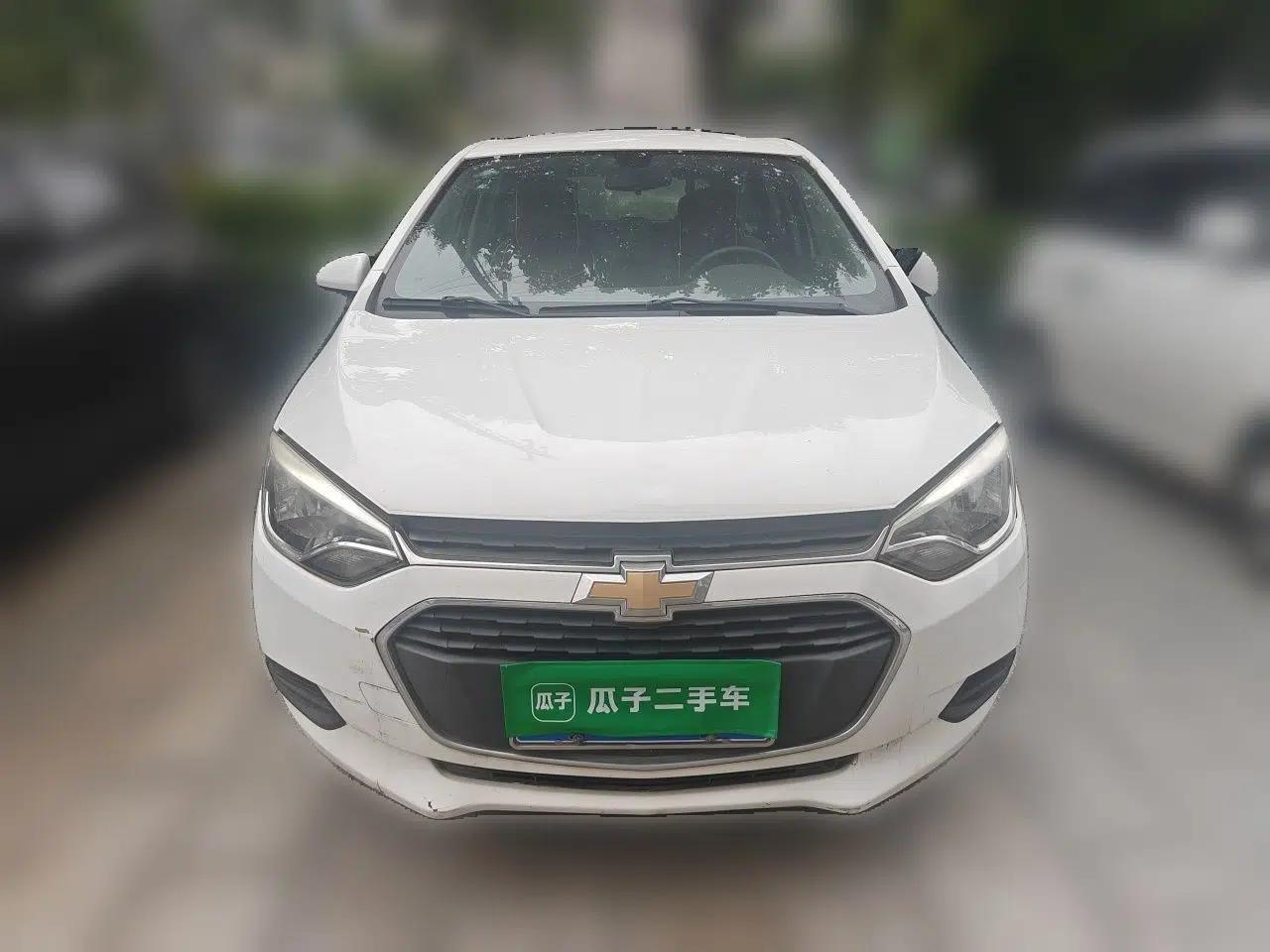 Chevrolet Lova RV 2016 1.5L Automatic Comfort Edition — миниатюра 2