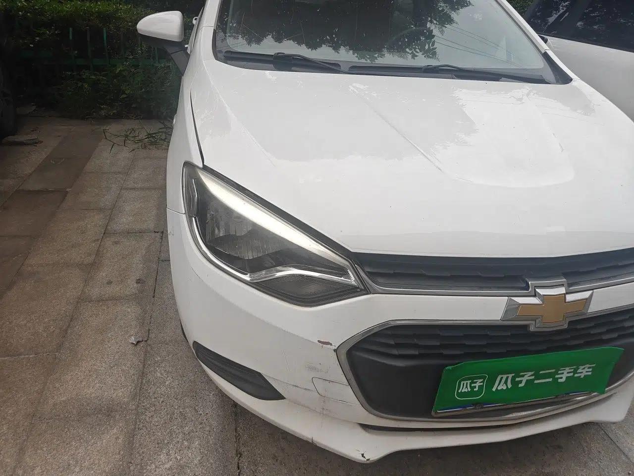 Chevrolet Lova RV 2016 1.5L Automatic Comfort Edition — миниатюра 7