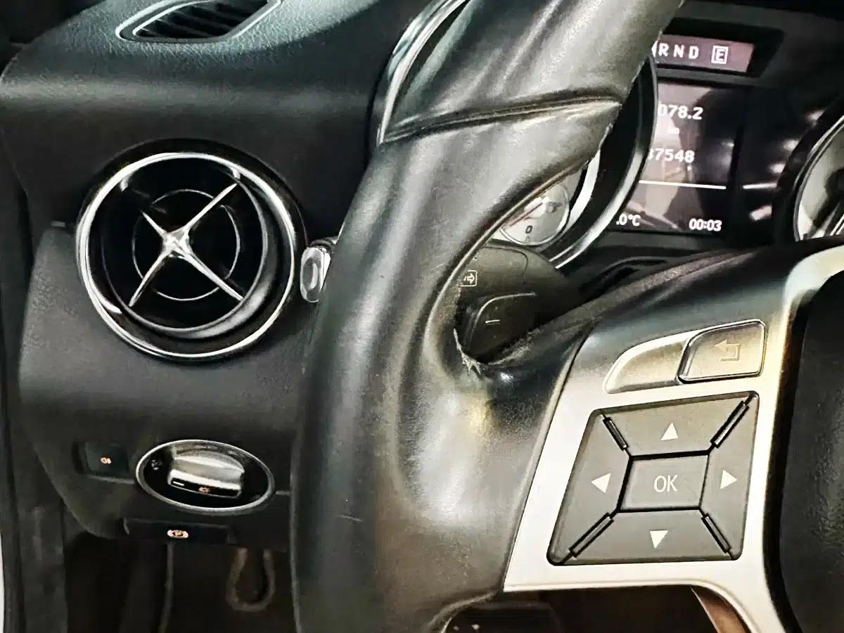 Mercedes-Benz SLK-Class 2011 SLK 200 Luxury Sport — миниатюра 11