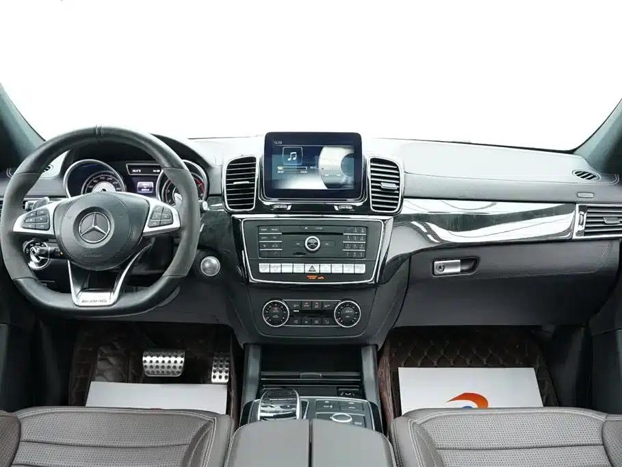 2017 Mercedes-Benz GLS AMG 63 4MATIC — миниатюра 17