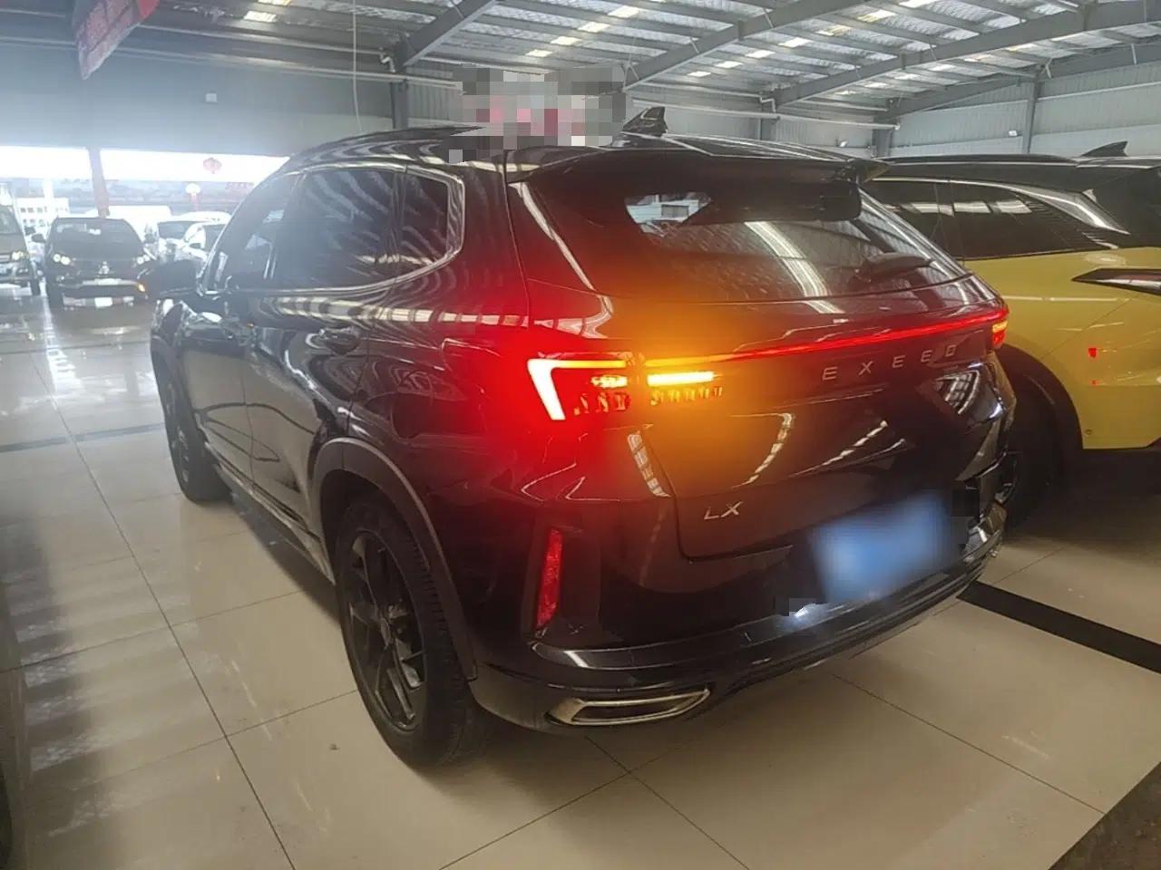 EXEED Zhuifeng 2022 Versailles 1.6T DCT "Chasing the Wind" Edition — миниатюра 4