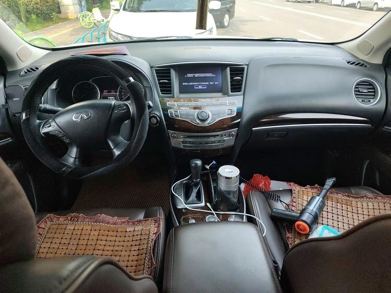 Infiniti QX60 2014 3.5L Two-Wheel Drive Excellence Edition — миниатюра 9