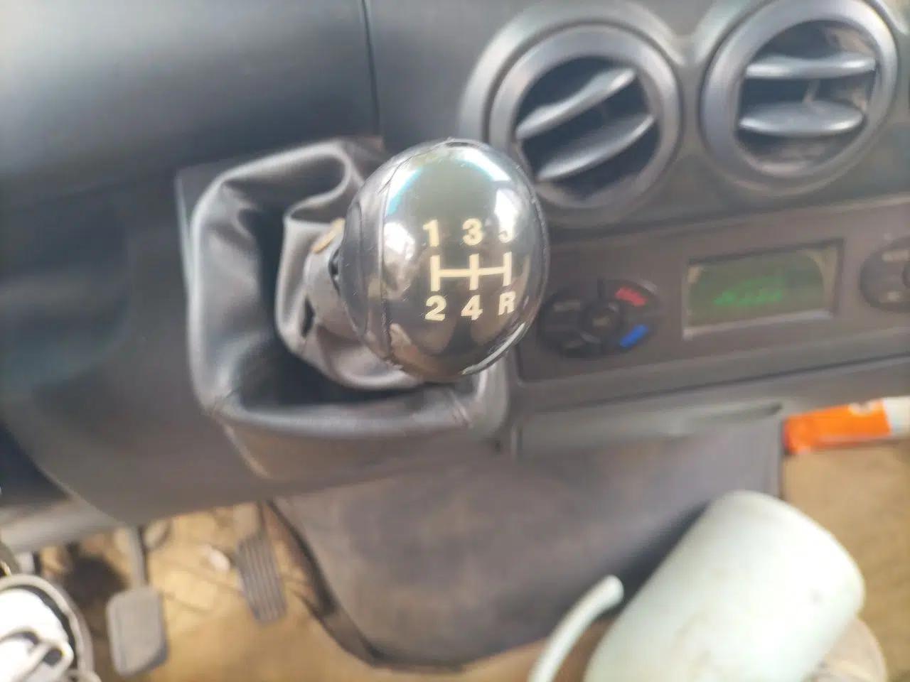 Iveco Power Daily 2012 2.5T-A32 Base Version — миниатюра 14