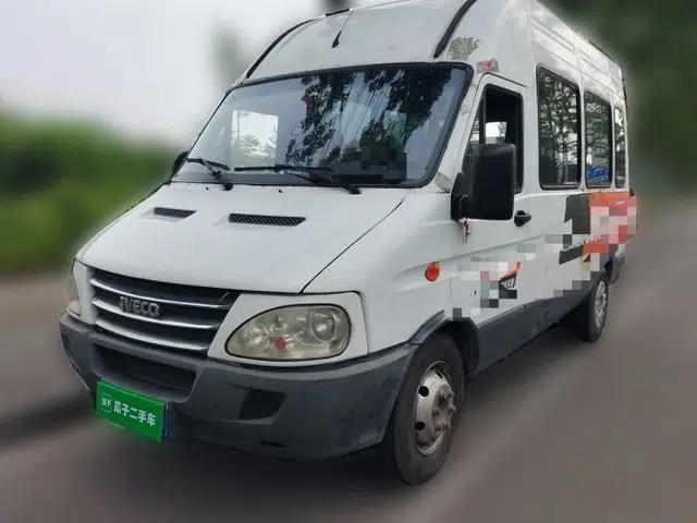 Iveco Power Daily 2012 2.5T-A32 Base Version