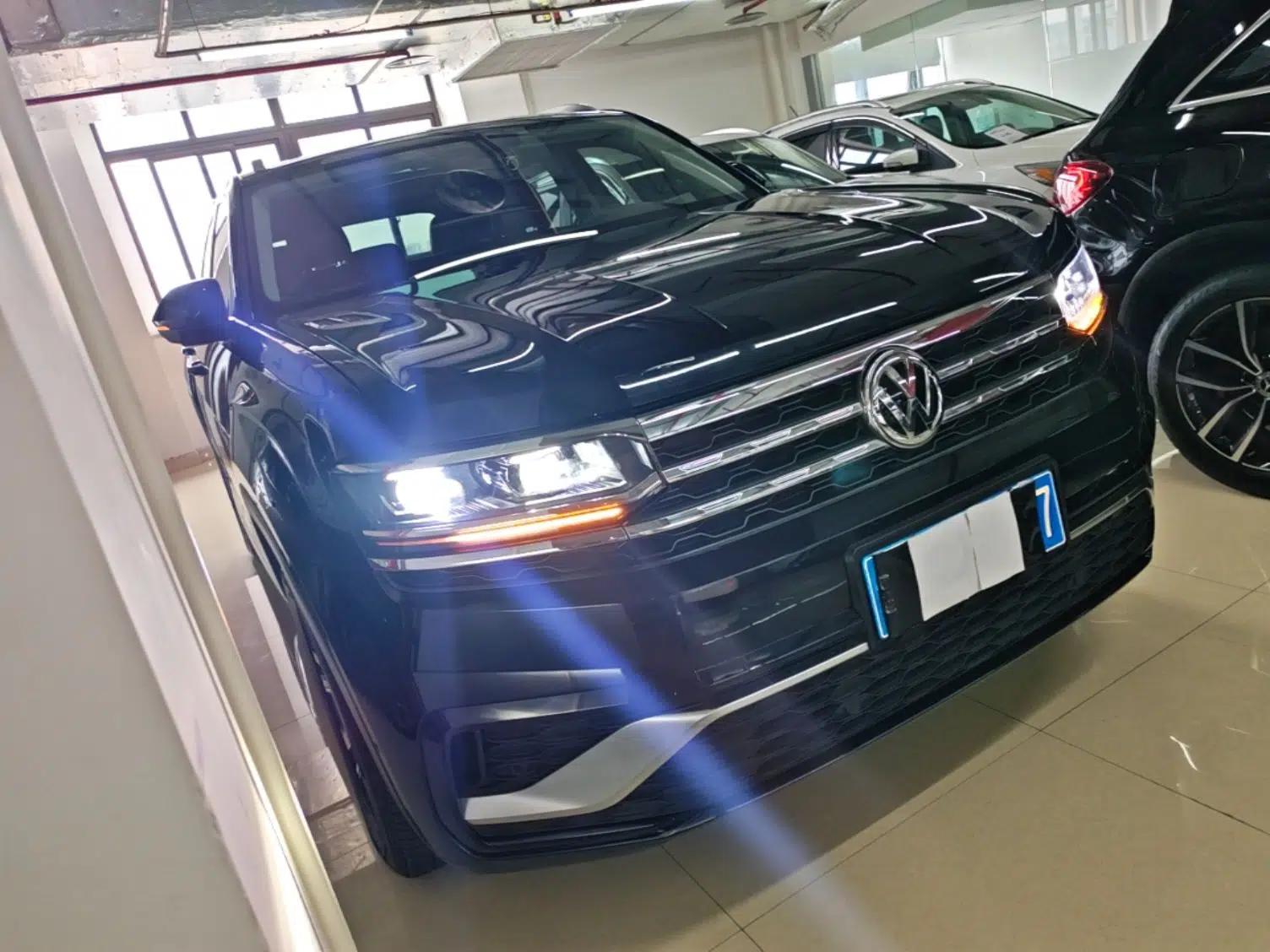 Volkswagen Teramont X 2019 380TSI Four-Wheel Drive Luxury Edition — миниатюра 3