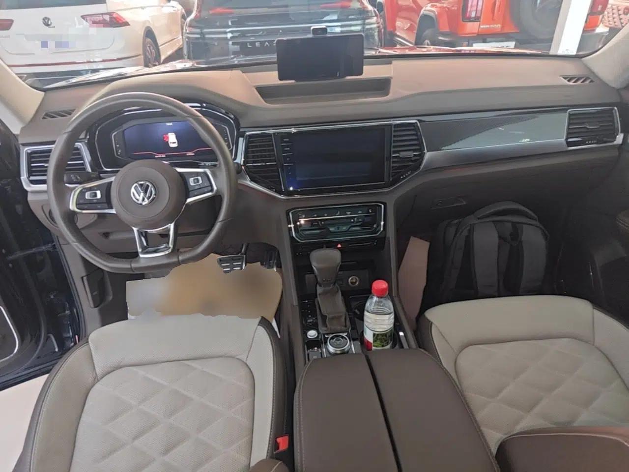 Volkswagen Teramont X 2020 Facelifted 530 V6 All-Wheel Drive Prestige Flagship Edition — миниатюра 12