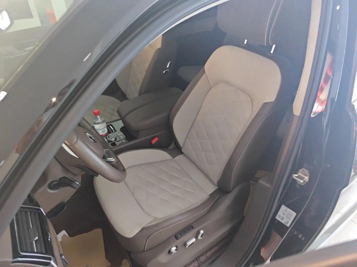 Volkswagen Teramont X 2020 Facelifted 530 V6 All-Wheel Drive Prestige Flagship Edition — миниатюра 17