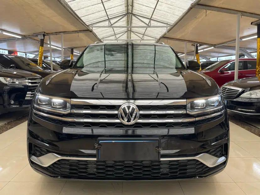 Volkswagen Teramont X 2020 Facelift 380TSI Four-Wheel Drive Luxury Edition — миниатюра 2