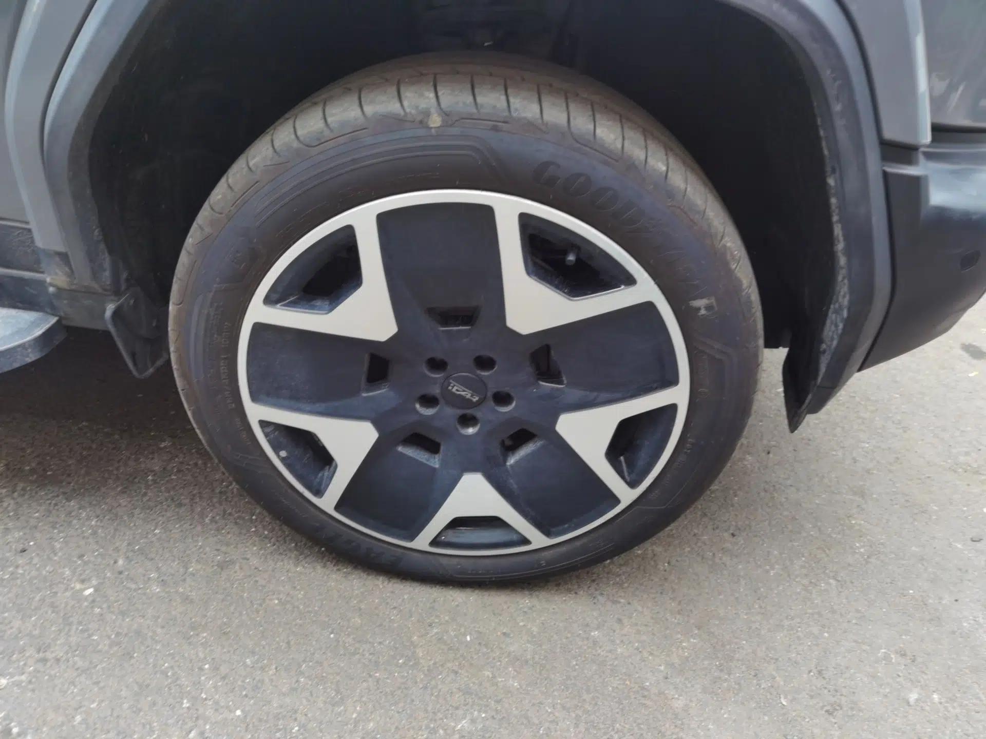 iCAR V27 2026 Model 200KM Four-Wheel Drive Falcon 500 — миниатюра 8