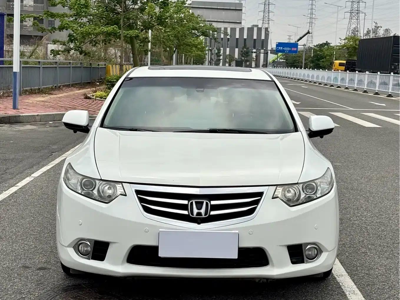 Spirior 2013 2.4L Premium Edition — миниатюра 2