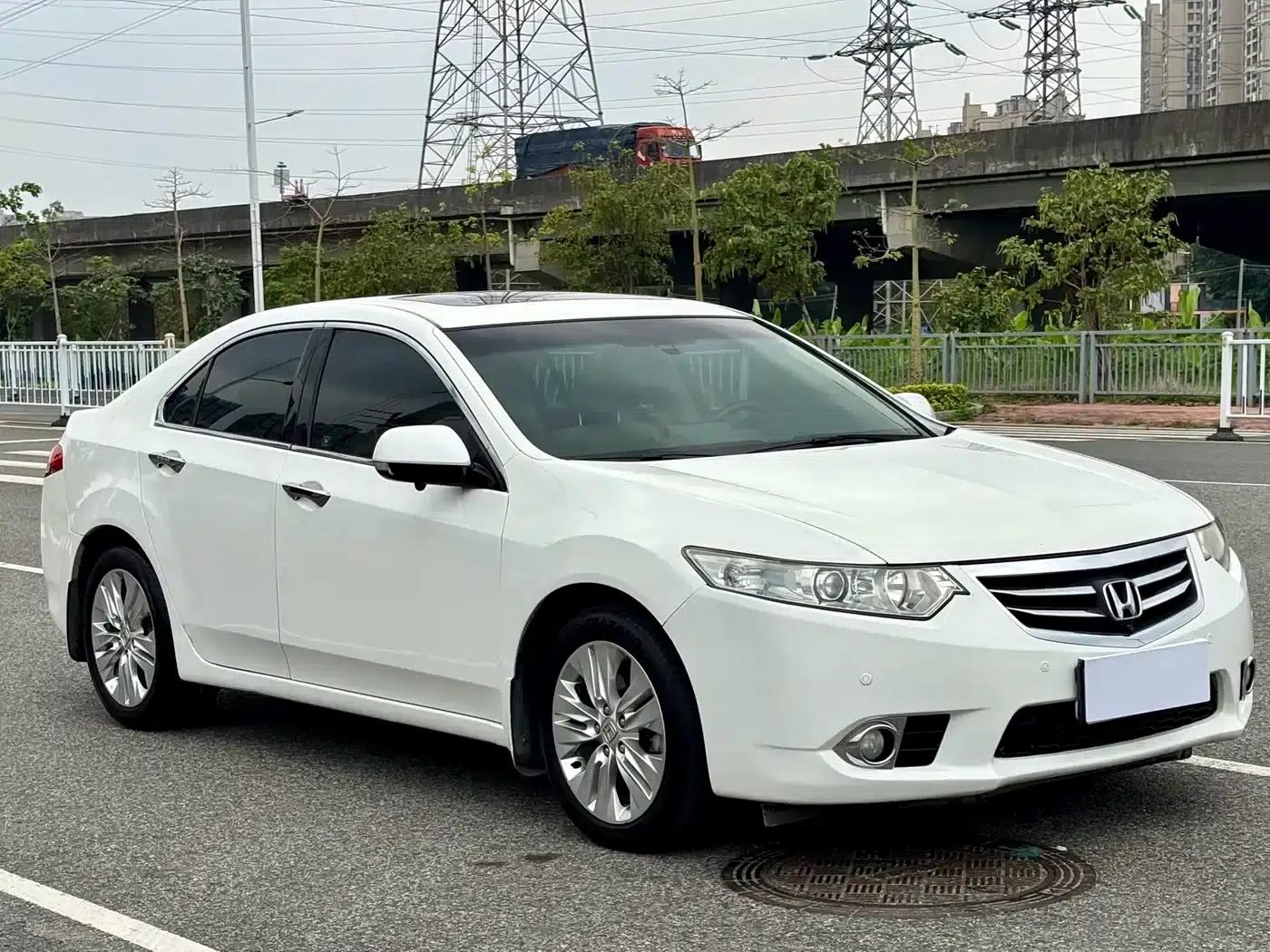 Spirior 2013 2.4L Premium Edition — миниатюра 6