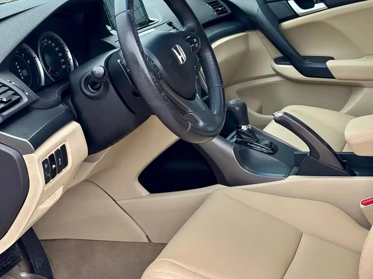 Spirior 2013 2.4L Premium Edition — миниатюра 9