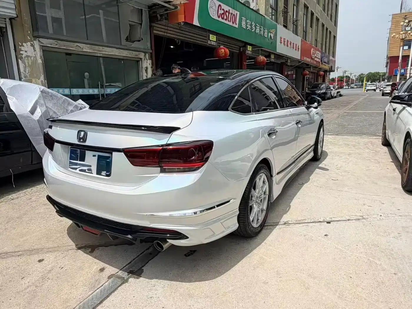 Spirior 2017 Hybrid 2.0L Pure Drive Edition — миниатюра 7