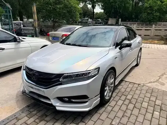 Spirior 2017 Hybrid 2.0L Pure Drive Edition
