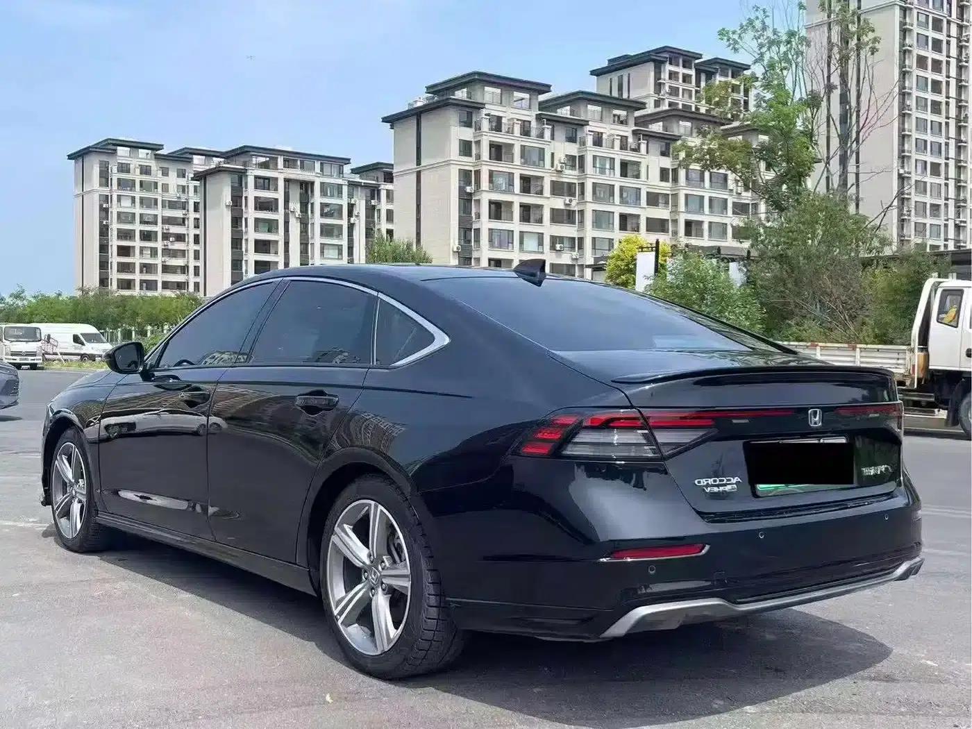 Accord PHEV 2023 2.0L e:PHEV Premium Edition — миниатюра 7