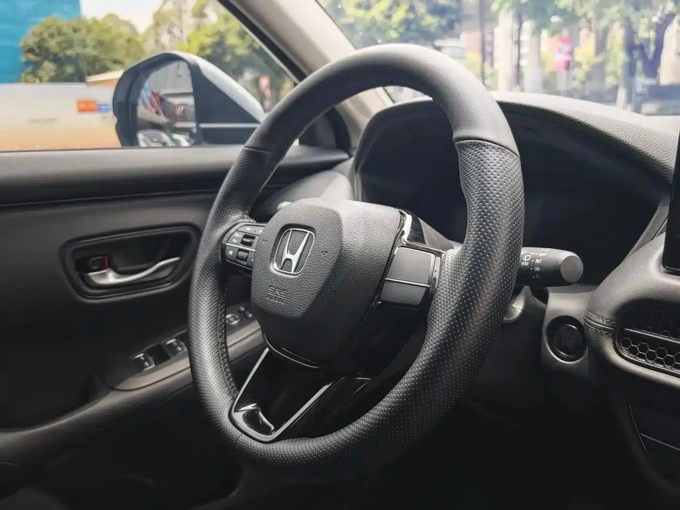 ZR-V 2023 1.5T CVT Tech Edition — миниатюра 13